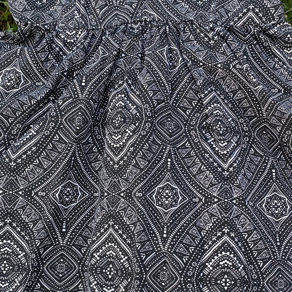 Grey Patterned Mini Dress - Picture 4 of 4